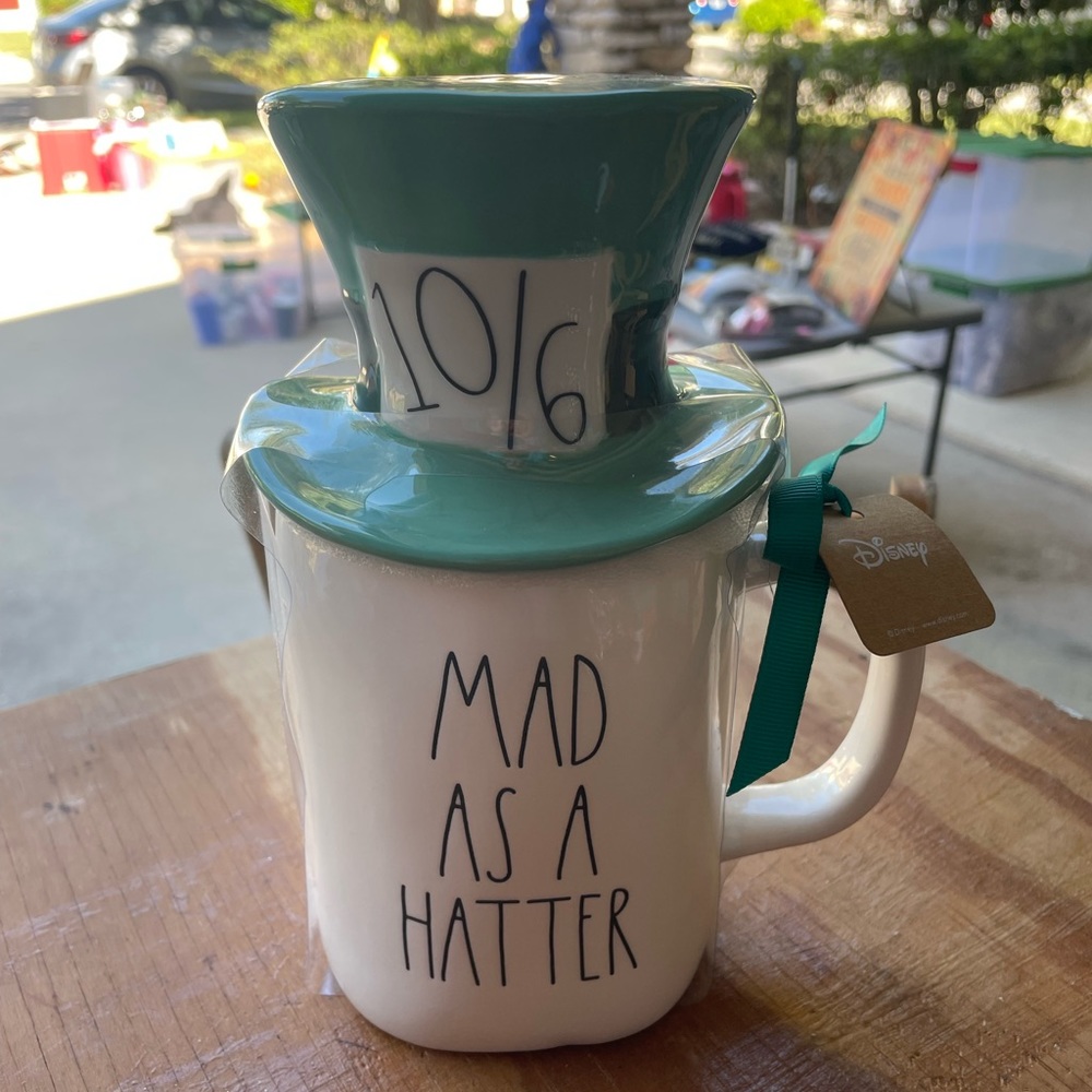 Rae Dunn Disney Mad Hatter Coffee Mug w/ Hat Topper🎩💚